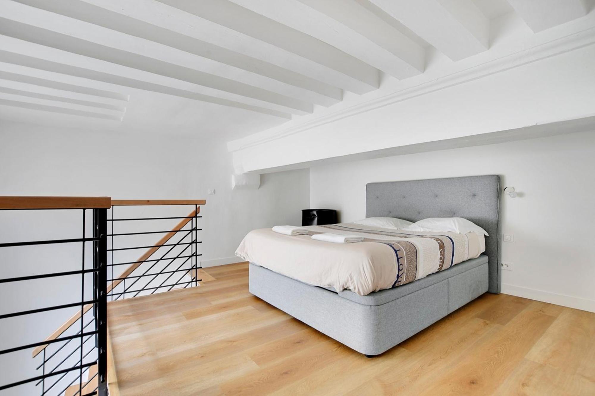 Duplex Notre-Dame De Paris Lägenhet Exteriör bild